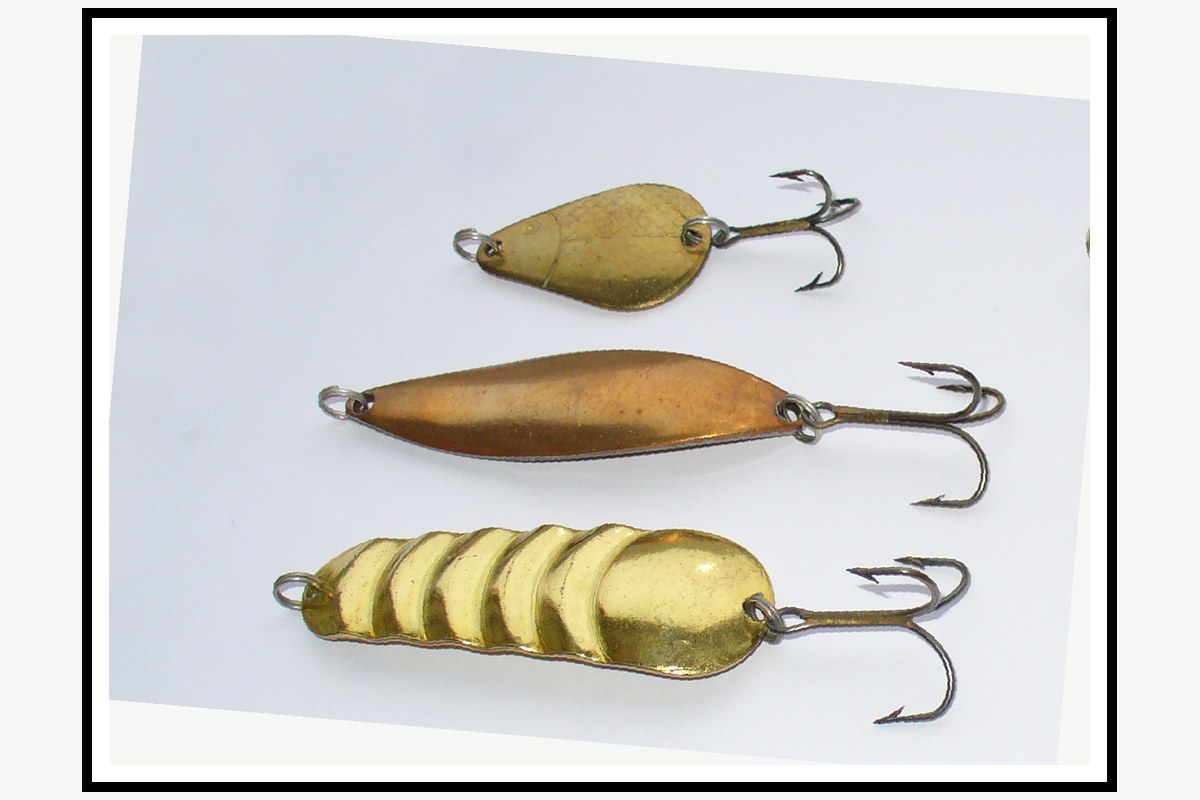 Real Casting Spoon fishing lure example
