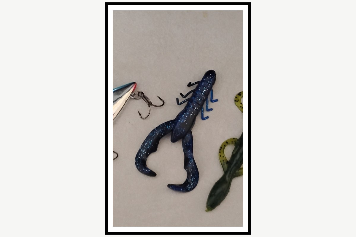 Real Craw Bait fishing lure example